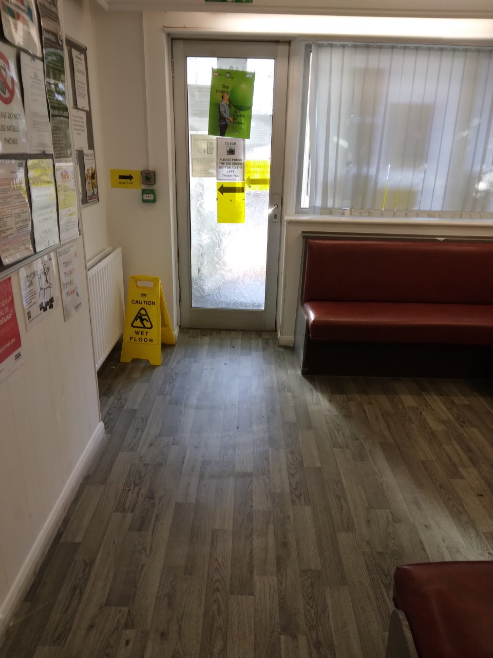 Waiting room 3 Waiting room 3